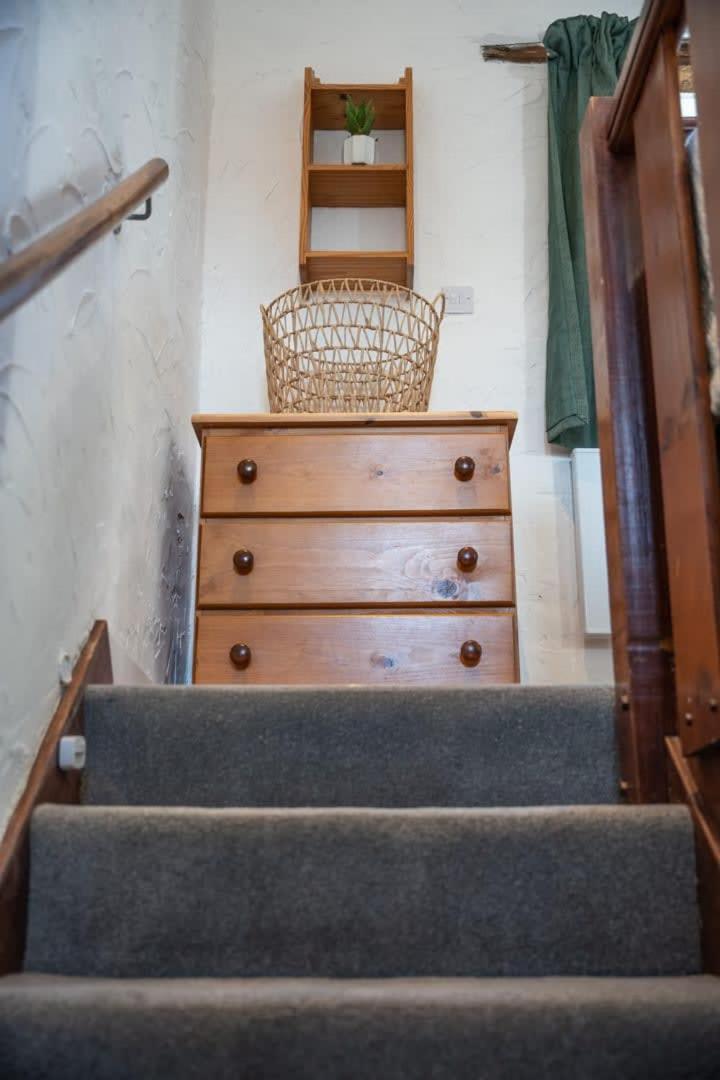 Lovely 2 Bedroom Coastal Cottage Near Bude Eksteriør bilde