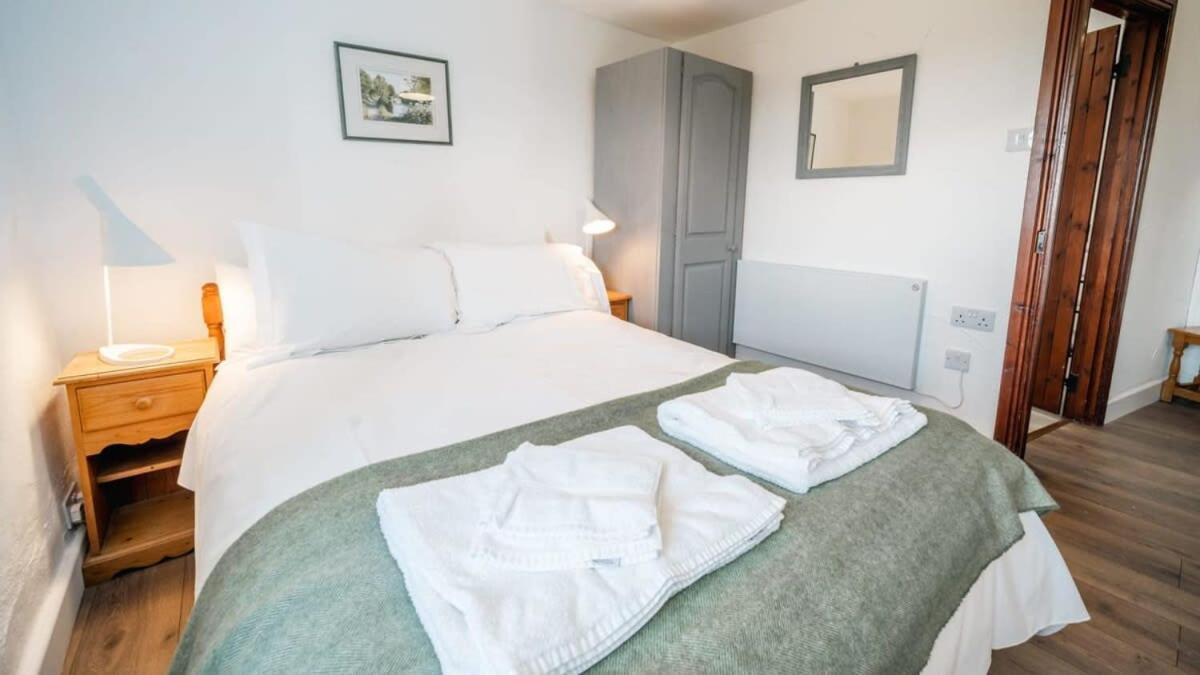 Lovely 2 Bedroom Coastal Cottage Near Bude Eksteriør bilde