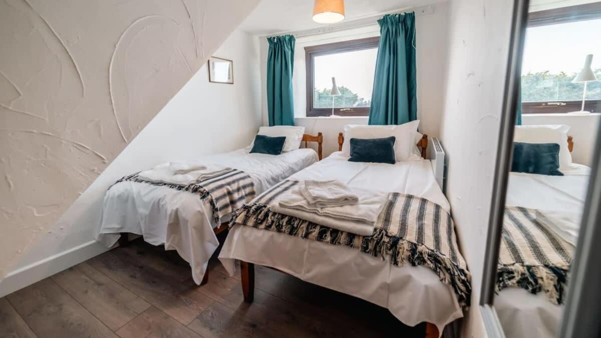Lovely 2 Bedroom Coastal Cottage Near Bude Eksteriør bilde